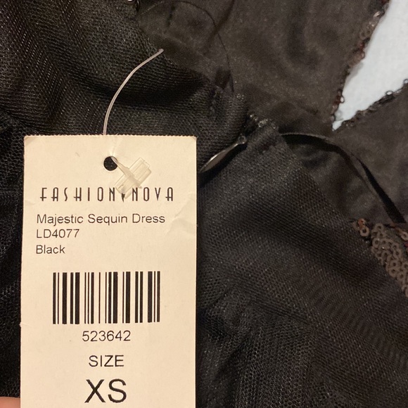 FASHION NOVA DRESS - Picture 5 of 5